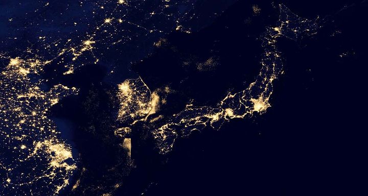 明るすぎる日本の夜に